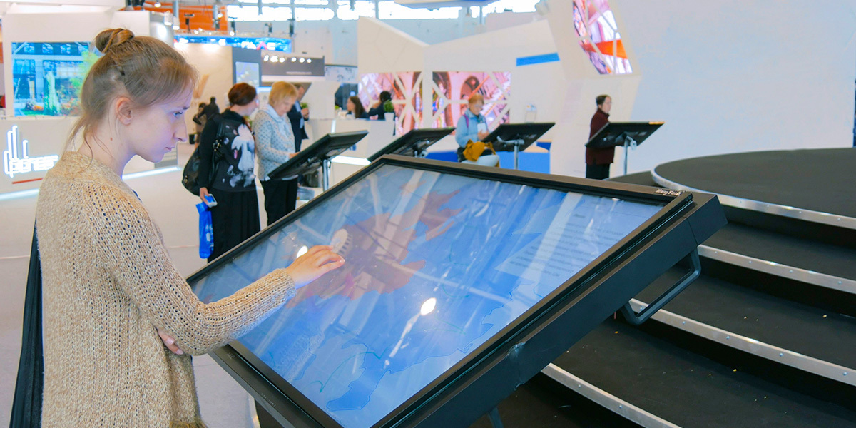Blog: Interacting with displays in a post-COVID-19 world