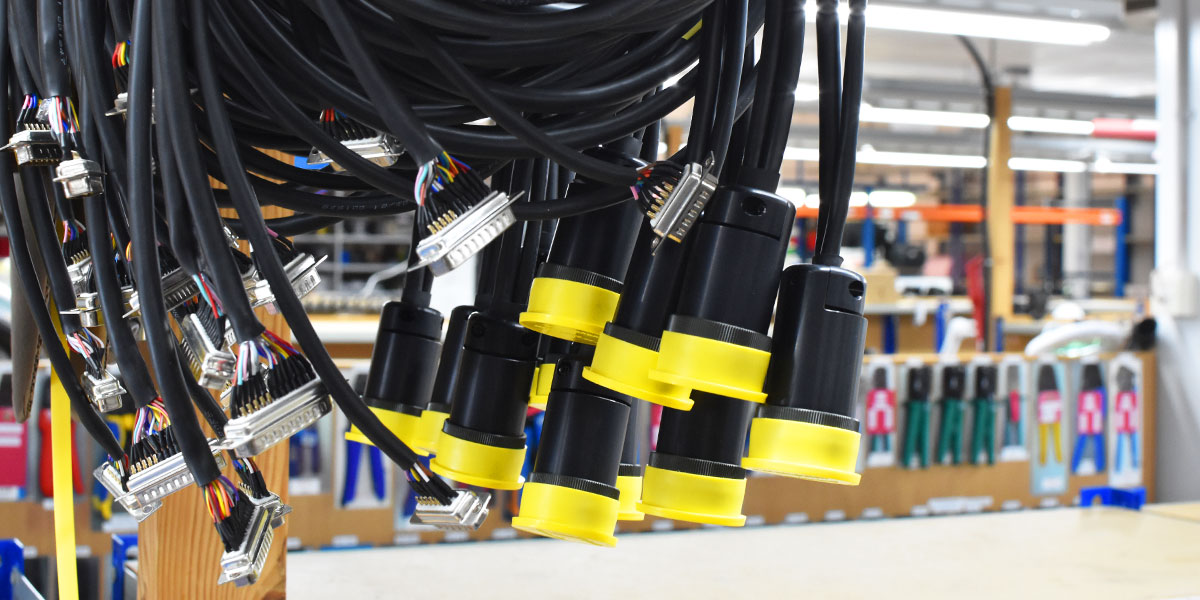 Comlex cable assemblies